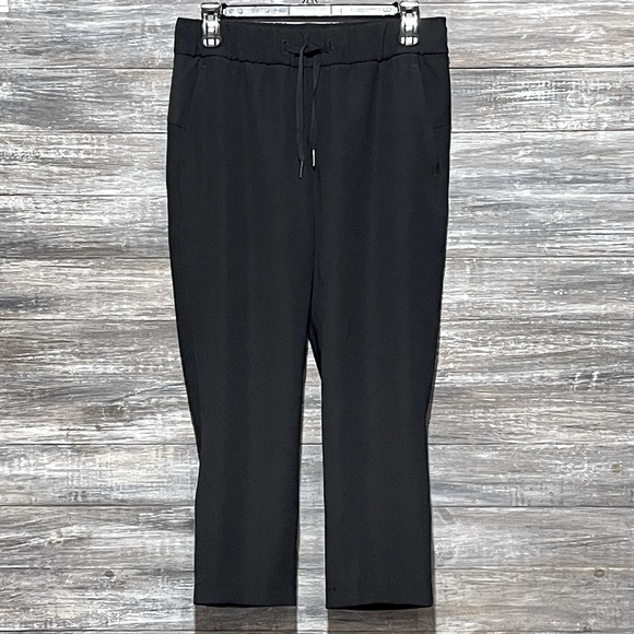 Lululemon Black On The Fly 7/8 Cropped Drawstring Elastic Waist Pockets Pants 6 - Picture 8 of 14
